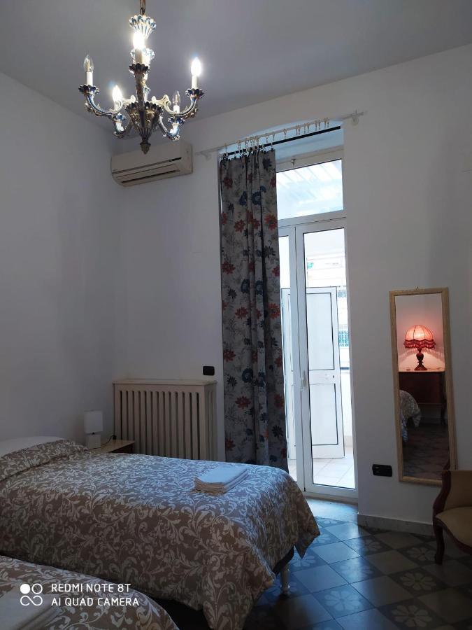Dante Alighieri House Appartement Bari Buitenkant foto